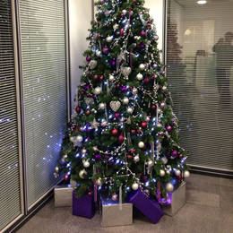 Christmas Tree 9 Ft Artificial Hired To Birminghams Financial District B3 2 Hj